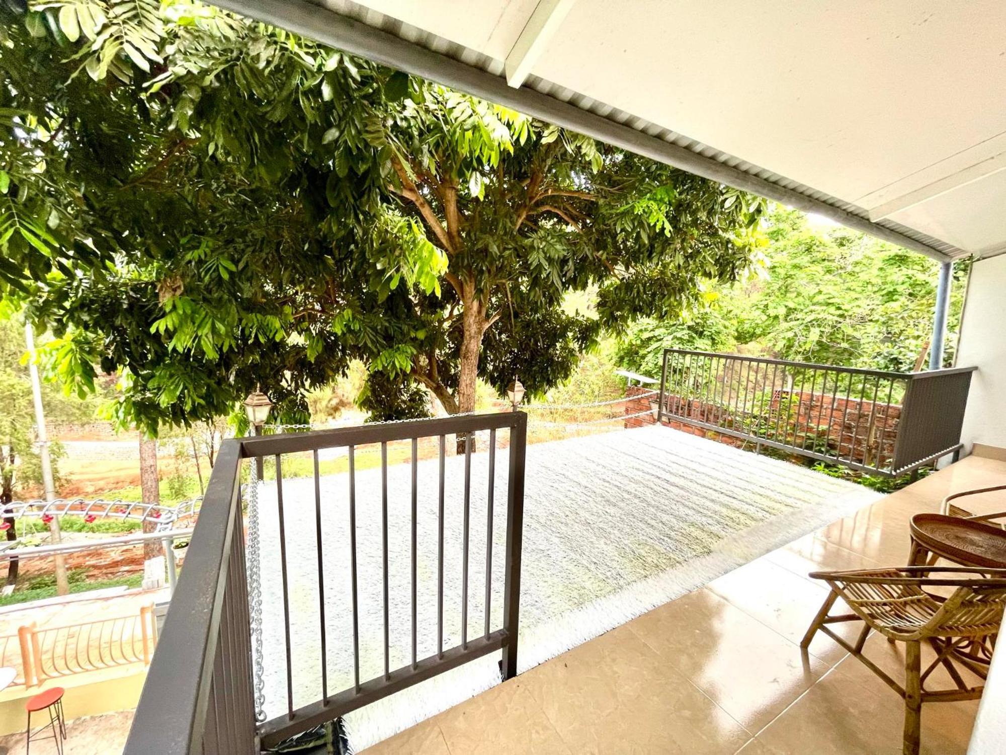 Lake View Homestay Pleiku Zewnętrze zdjęcie
